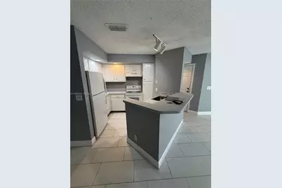 3450 N Pinewalk Dr N #425, Margate, FL 33063 - Photo 1