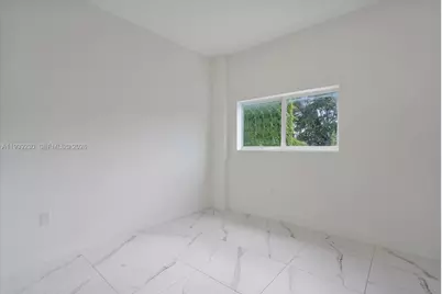 420 SW 7th Ave #202, Miami, FL 33130 - Photo 9