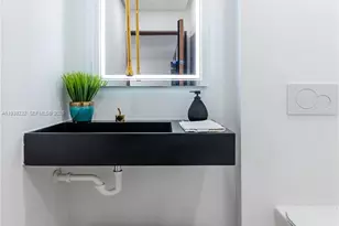 3665 NE 167th St, North Miami Beach, FL 33160 - Photo 21