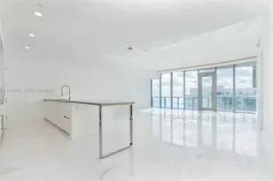 17475 Collins Ave, Sunny Isles Beach, FL 33160 - Photo 11
