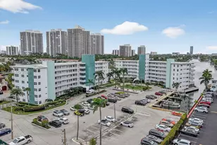 3209 S Ocean Dr, Hallandale Beach, FL 33009 - Photo 95