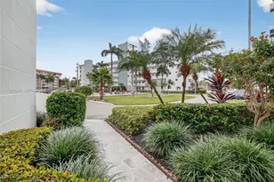 3209 S Ocean Dr, Hallandale Beach, FL 33009 - Photo 71