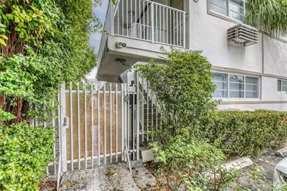 6921 Rue Vendome #10, Miami Beach, FL 33141 - Photo 15