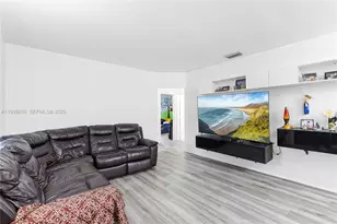 116 E 59, Hialeah, FL 33013 - Photo 35