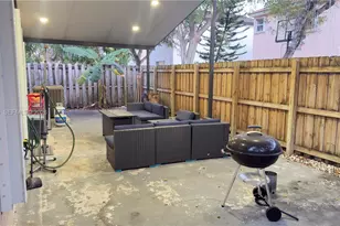 2006 SE 14th Ct, Homestead, FL 33035 - Photo 11