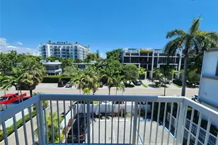1080 99th St, Bay Harbor Islands, FL 33154 - Photo 21