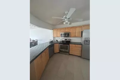 1750 NE 191st St #403-1, Miami, FL 33179 - Photo 9