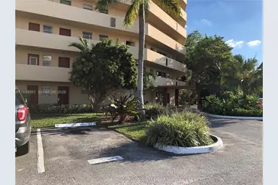 1750 NE 191st St #403-1, Miami, FL 33179 - Photo 31