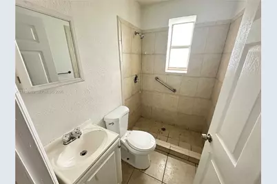 1021 NW 3rd St #101, Miami, FL 33128 - Photo 11