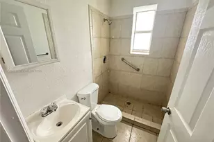 1021 NW 3rd St, Miami, FL 33128 - Photo 11