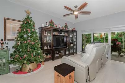 8340 NW 191st Ln #6L, Hialeah, FL 33015 - Photo 3