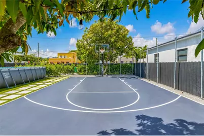 111 NW 53rd St, Miami, FL 33127 - Photo 41