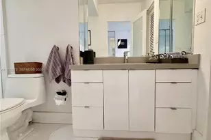 100 Lincoln Rd, Miami Beach, FL 33139 - Photo 15