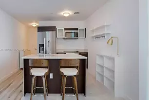 1900 N Bayshore Dr, Miami, FL 33132 - Photo 3