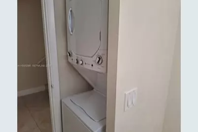 250 NW 107th Ave #213, Miami, FL 33172 - Photo 9