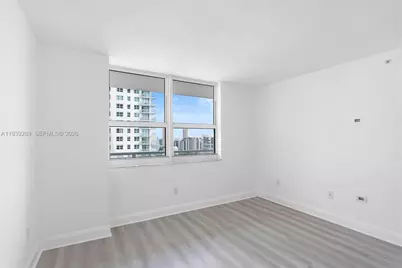 1155 Brickell Bay Dr #2206, Miami, FL 33131 - Photo 17