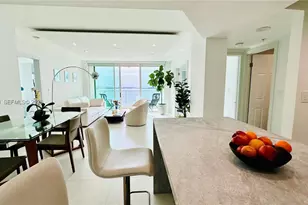 800 Claughton Island Dr, Miami, FL 33131 - Photo 25