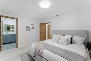 13225 SW 83rd Ct, Pinecrest, FL 33156 - Photo 13