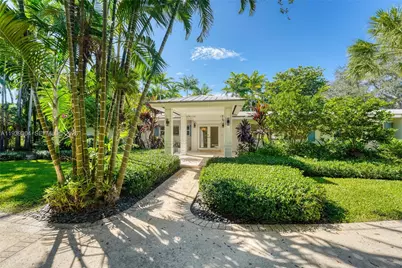 10640 SW 61st Ave, Pinecrest, FL 33156 - Photo 1