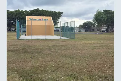 8111 SW 129th Ave, Miami, FL 33183 - Photo 23