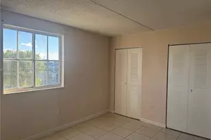 6045 NW 186th St, Hialeah, FL 33015 - Photo 11