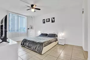 3725 S Ocean Dr, Hollywood, FL 33019 - Photo 15