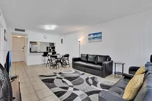 3725 S Ocean Dr, Hollywood, FL 33019 - Photo 13