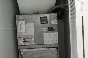 10353 N Kendall Dr, Miami, FL 33176 - Photo 15