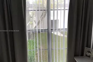 10353 N Kendall Dr, Miami, FL 33176 - Photo 13