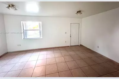 14140 NE 2nd Ct #2, Miami, FL 33161 - Photo 1