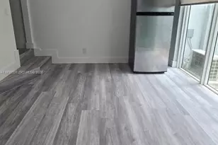 265 W 53rd Terrace, Hialeah, FL 33012 - Photo 11