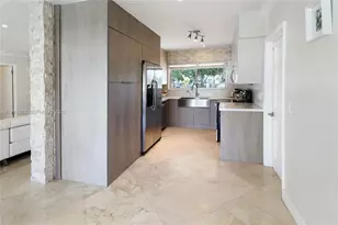 2031 NE 14th Ct, Fort Lauderdale, FL 33304 - Photo 11