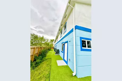 928 NW 2nd St, Fort Lauderdale, FL 33311 - Photo 25