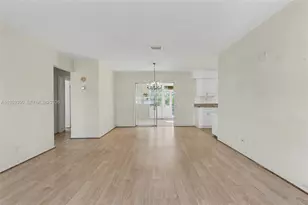 8108 NW 59th St, Tamarac, FL 33321 - Photo 17
