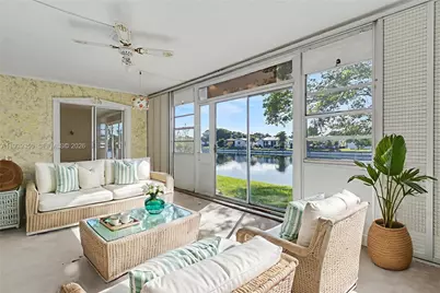 8108 NW 59th St, Tamarac, FL 33321 - Photo 9