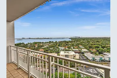 2000 Towerside Ter #1806, Miami, FL 33138 - Photo 13