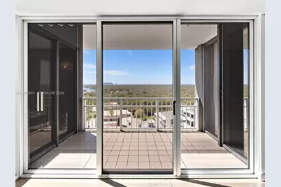 2000 Towerside Ter #1806, Miami, FL 33138 - Photo 11