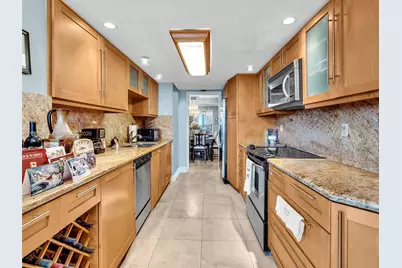 2000 Towerside Ter #1806, Miami, FL 33138 - Photo 39