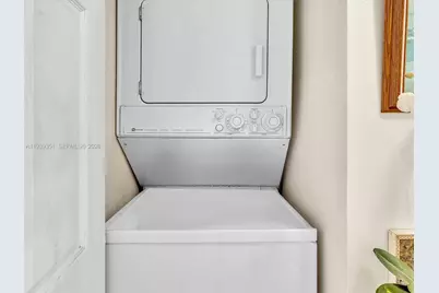 2000 Towerside Ter #1806, Miami, FL 33138 - Photo 43