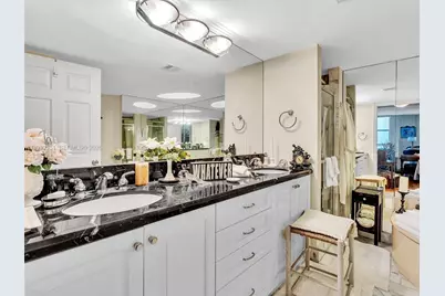 2000 Towerside Ter #1806, Miami, FL 33138 - Photo 25