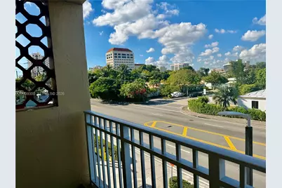 601 SW 37th Ave #301, Miami, FL 33135 - Photo 17