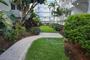 1801 S Treasure Dr, North Bay Village, FL 33141 - Photo 15