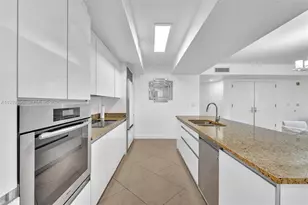 17201 Collins Ave, Sunny Isles Beach, FL 33160 - Photo 21