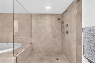 17201 Collins Ave, Sunny Isles Beach, FL 33160 - Photo 37