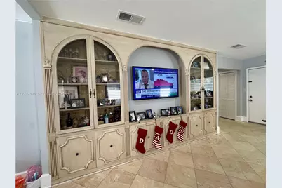 120 Pocatella St #120, Miami Springs, FL 33166 - Photo 9