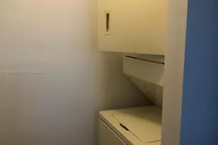 11060 SW 196th St, Cutler Bay, FL 33157 - Photo 9