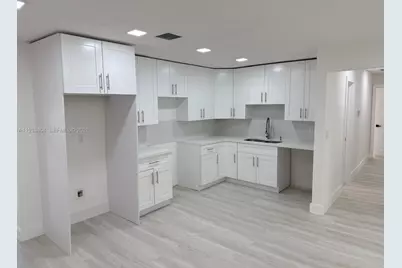 2920 NW 64th St, Miami, FL 33147 - Photo 7