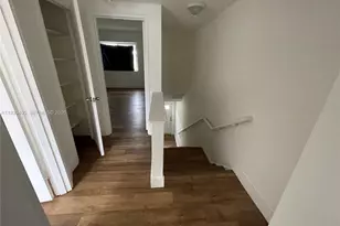 209 NW 84Rd St, Miami, FL 33150 - Photo 9