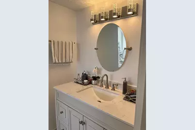 17021 N Bay Rd #907, Sunny Isles Beach, FL 33160 - Photo 11