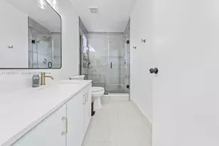 171 NW 151st Ave, Pembroke Pines, FL 33028 - Photo 13